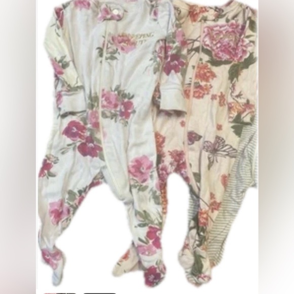 Baby Sleeper 5 Piece Lot 0-3 Month Sleepers Animals and Flowers - Picture 3 of 4